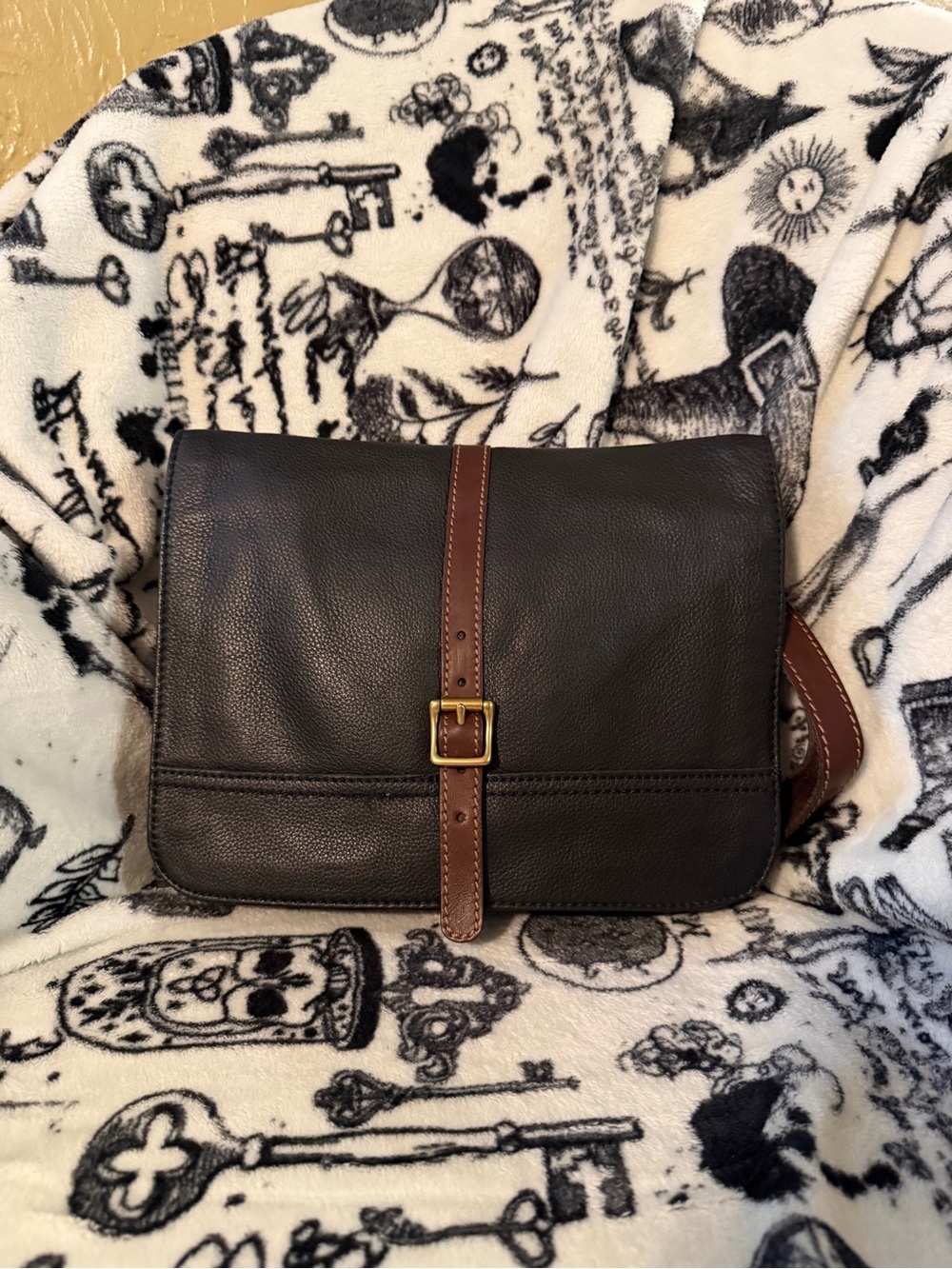 Fossil Tilly Leather Crossbody Bag with Brown Strap